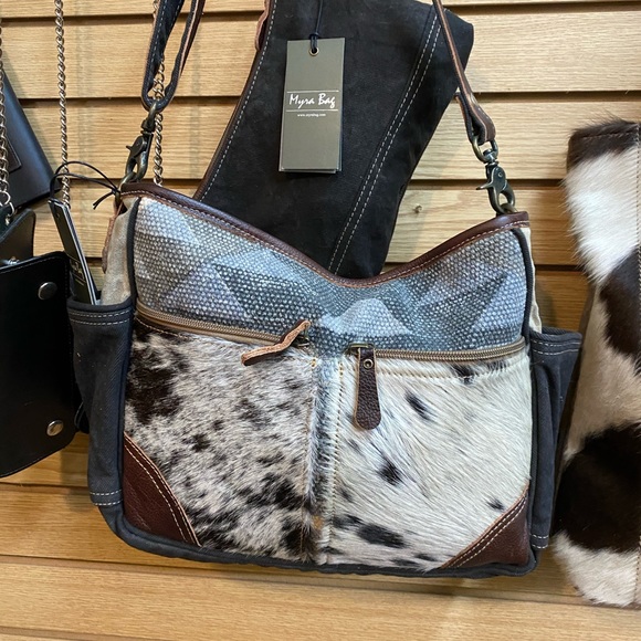 Myra Bag Handbags - Myra bearish messenger bag (S-2019)